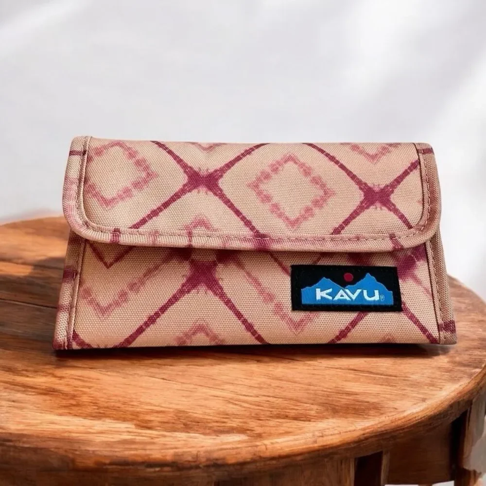 KAVU Mondo Spender Trifold Wallet Pink Tribal Boho Organizer Wallet